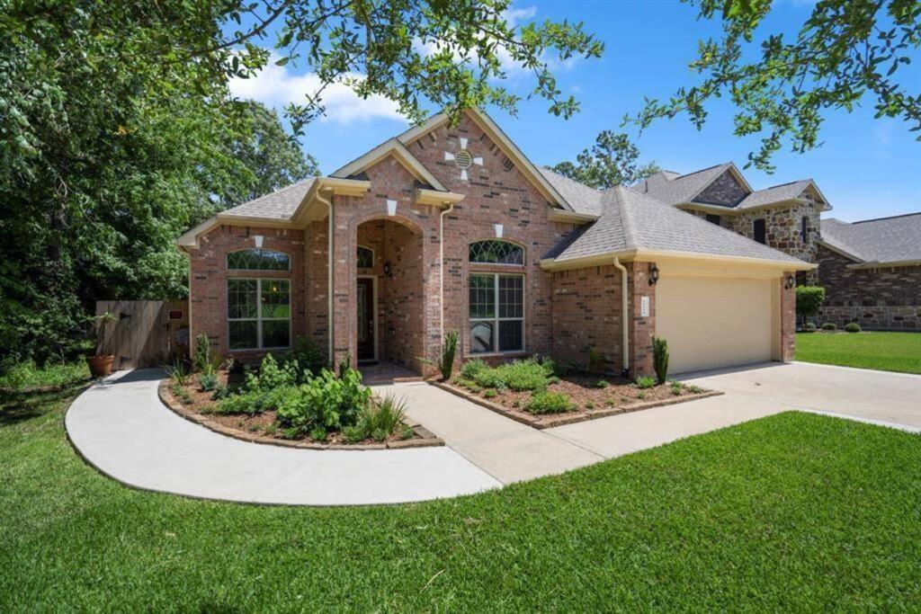 Spacious Conroe Home Around 4 Miles To The Lake Montgomery Eksteriør bilde